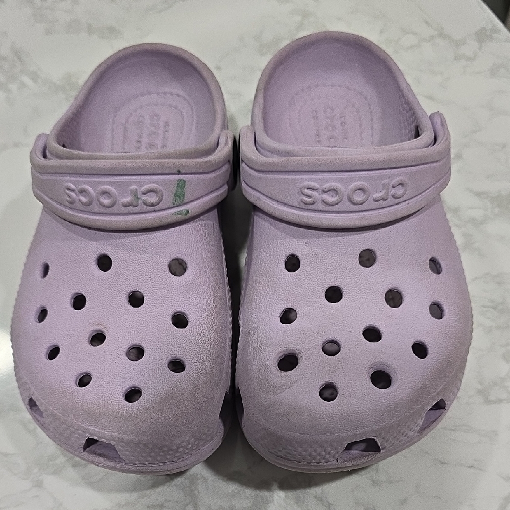 CROCS Kids Classic Clog - Lavender Toddle Size 10